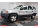 2004 Ford Escape XLS V6 4WD Front 3/4 View
