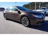 2016 Nissan Altima 2.5 SL Front 3/4 View