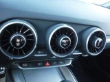 2016 Audi TT 2.0T quattro Roadster Controls