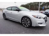 2016 Nissan Maxima SR Front 3/4 View