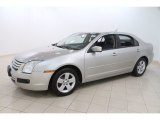 2007 Ford Fusion SE V6 AWD Front 3/4 View