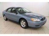 2007 Ford Taurus SE Front 3/4 View