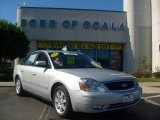 2005 Silver Frost Metallic Ford Five Hundred SEL #1093574