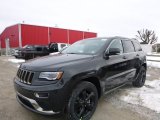 2016 Jeep Grand Cherokee Overland Front 3/4 View