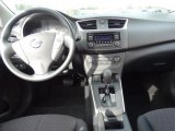 2016 Nissan Sentra S Dashboard