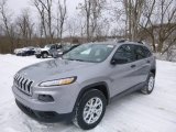 2016 Jeep Cherokee Sport 4x4 Front 3/4 View