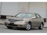 2000 Nissan Altima GXE Front 3/4 View