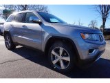 2016 Jeep Grand Cherokee Limited Front 3/4 View
