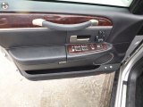 2008 Lincoln Town Car Signature Limited Door Panel