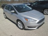 2015 Ingot Silver Metallic Ford Focus SE Hatchback #110872892