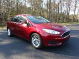 2016 Ruby Red Ford Focus SE Hatch #111154052