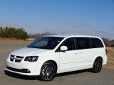 2016 Dodge Grand Caravan R/T Front 3/4 View