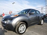 2016 Nissan Juke S AWD Front 3/4 View