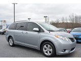 2013 Toyota Sienna LE