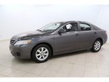 2011 Toyota Camry SE Front 3/4 View