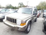2006 Jeep Commander  Front 3/4 View