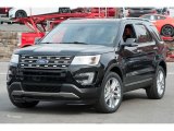 2016 Ford Explorer Limited 4WD Front 3/4 View