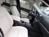 2015 Chrysler 300 C AWD Black/Linen Interior