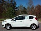 2015 Oxford White Ford Fiesta SE Hatchback #111927314