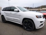 2016 Jeep Grand Cherokee Overland 4x4 Front 3/4 View