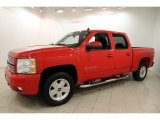 2013 Chevrolet Silverado 1500 LT Crew Cab 4x4 Front 3/4 View