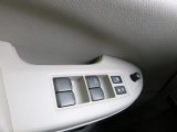 2016 Nissan Quest S Controls
