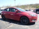 2016 Ruby Red Ford Focus SE Hatch #112284788