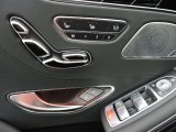 2016 Mercedes-Benz S 550 4Matic Coupe Controls