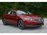 2016 Ford Taurus SEL Front 3/4 View