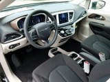 2017 Chrysler Pacifica Touring Black/Alloy Interior