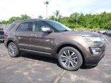 2016 Ford Explorer Platinum 4WD Front 3/4 View