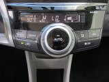 2016 Toyota Prius v Three Controls