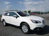 2016 Subaru Outback 2.5i Premium Front 3/4 View