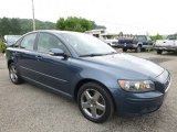 2005 Volvo S40 T5 AWD Front 3/4 View