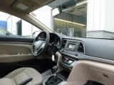 2017 Hyundai Elantra SE Dashboard