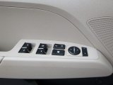 2017 Hyundai Elantra SE Controls
