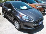 2016 Magnetic Metallic Ford Fiesta SE Hatchback #114326506