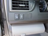 2017 Toyota Camry XLE V6 Controls