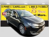 2017 Brilliant Black Crystal Pearl Chrysler Pacifica Touring L #114887432