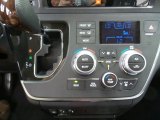 2016 Toyota Sienna Limited Premium AWD Controls