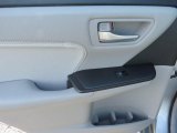2017 Toyota Camry XLE Door Panel