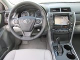 2017 Toyota Camry XLE Dashboard