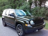 2017 Jeep Patriot 75th Anniversary Edition Front 3/4 View