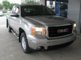 2007 GMC Sierra 1500 SLT Extended Cab 4x4 Front 3/4 View