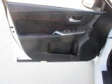 2017 Toyota Camry XSE Door Panel