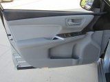 2017 Toyota Camry Hybrid XLE Door Panel