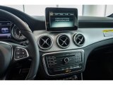 2017 Mercedes-Benz GLA 250 Controls