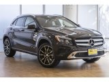 Mercedes-Benz GLA 2017 Data, Info and Specs