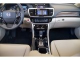 2017 Honda Accord Hybrid EX-L Sedan Dashboard