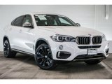2016 BMW X6 sDrive35i Front 3/4 View